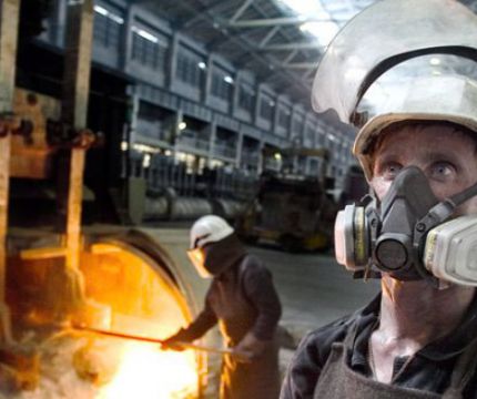 Безопасность хромает: 64% россиян считают, что охрана труда на производстве ухудшилась