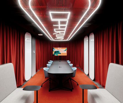 Архитектурная студия IND architects спроектировала офис в марсианском стиле для Alfa Digital