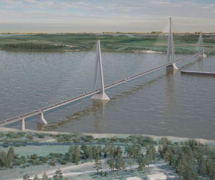 Без мостового перехода через Лену – Якутия не более чем «материковый полуостров»