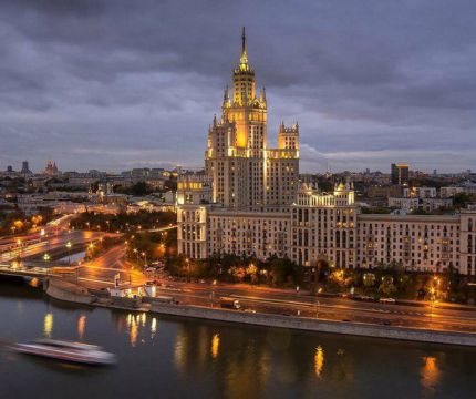 Экскурсия: Вечерняя Москва. Секреты архитектурой подсветки