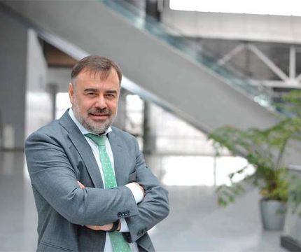 Генеральный директор компании VEKA Rus Андрей Витальевич Таранушич вошёл в состав рабочей группы по популяризации строительных специальностей среди детей и молодёжи в рамках проекта «Я — строитель будущего!»
