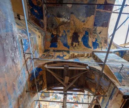 Укрепление живописи Богоявленского собора (1553 г.) Ансамбля Авраамиева монастыря в Ростове Великом