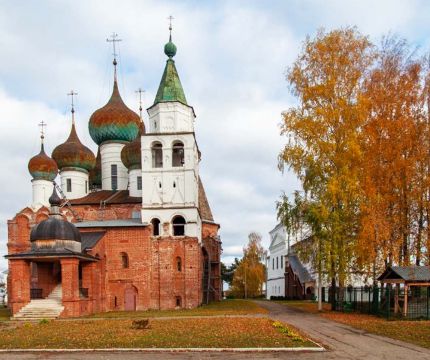 Богоявленский собор Авраамиева монастыря в Ростове Великом