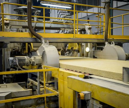 Почти 400 млн руб. вложит ТЕХНОНИКОЛЬ в модернизацию экологического оборудования и обновление завода в Кузбассе