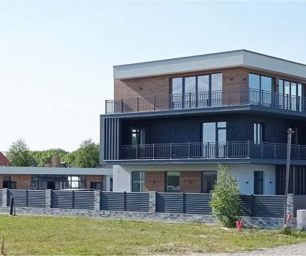 Жилой дом у моря