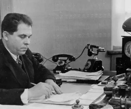 Как сталинский казначей Арсений Зверев спасал советскую экономику золотым рублем и трудовой копейкой