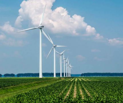 Гидротехника ветра: как строят причалы для обслуживания морских ветропарков и почему за этим будущее