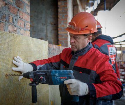 ТЕХНОНИКОЛЬ для «Эстета»: современную минвату устанавливают на фасаде нового ЖК в Ростове-на-Дону