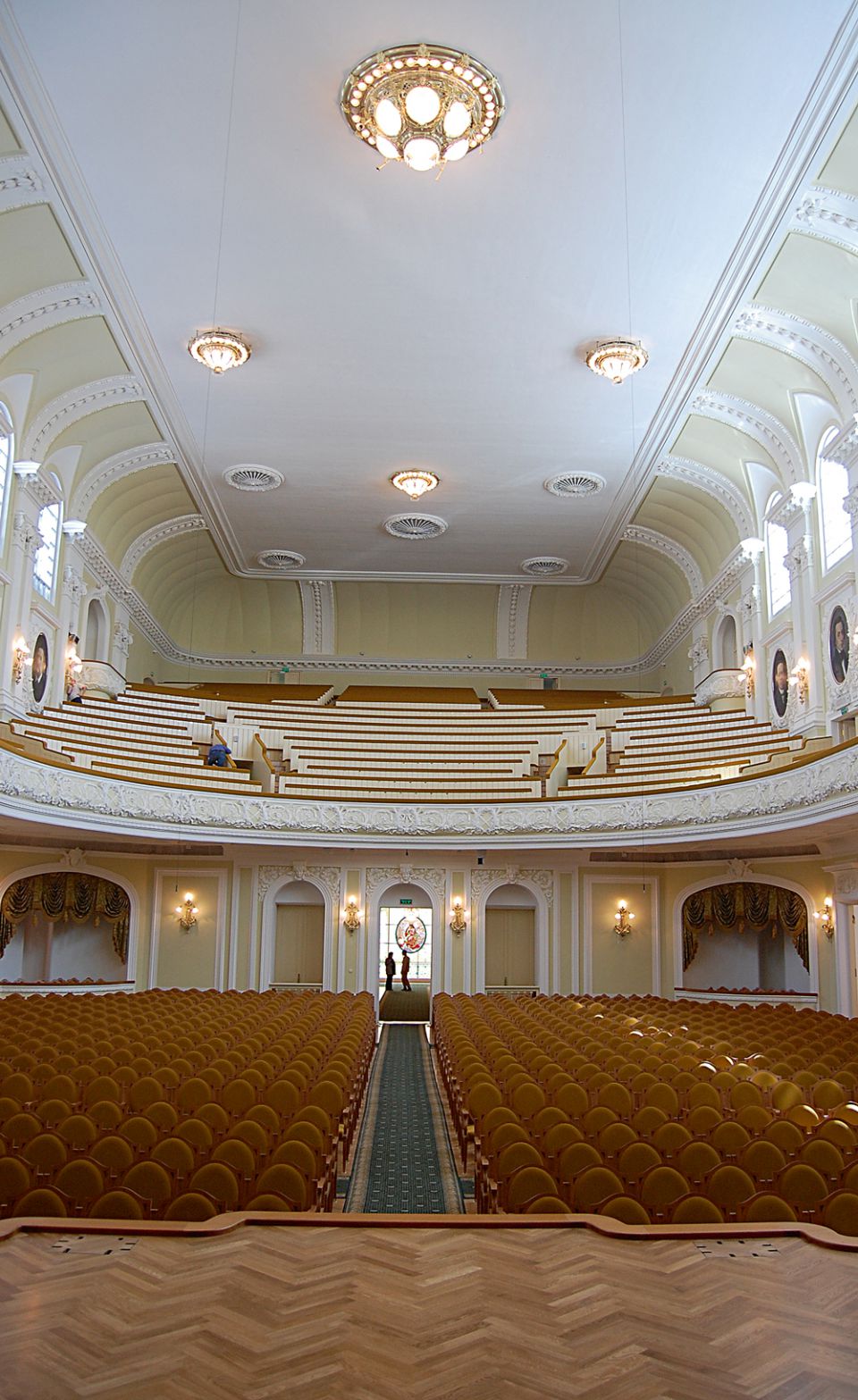 Большой зал консерватории Чайковского